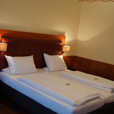 Gasthof - Hotel Zum Loewen Schwabthal Esterno foto